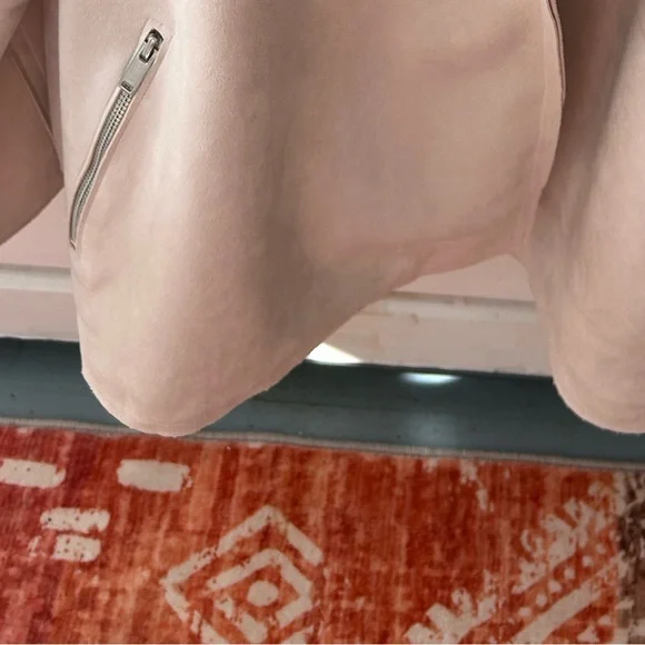 NWOT TAHARI Women Blush Women's Faux Fur Jacket w/Silver Snaps and Front Zippers - Picture 3 of 8